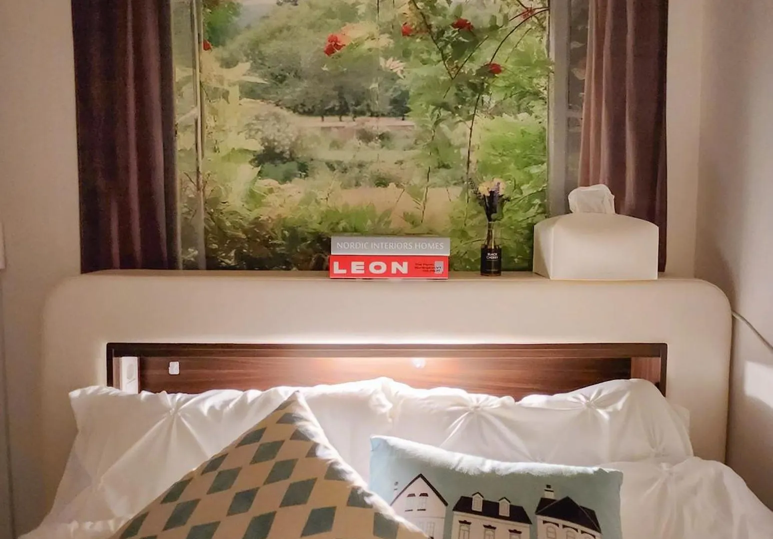 Evermore #Sinchon Station 5Min #Seogang Station 1Min Apartment Seoul 0*,
